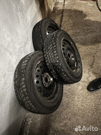 Viatti Brina Nordico V-522 185/65 R15 88T