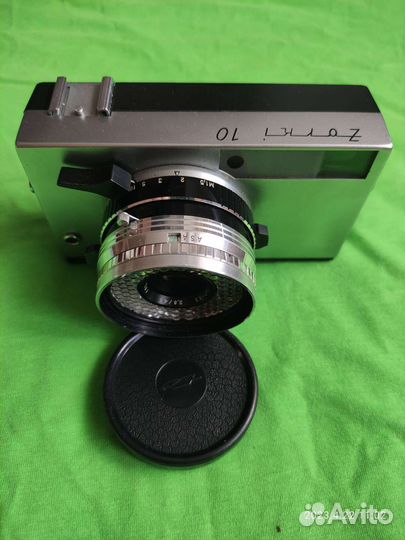 Пленочный фотоаппарат Вилия, Зоркий10