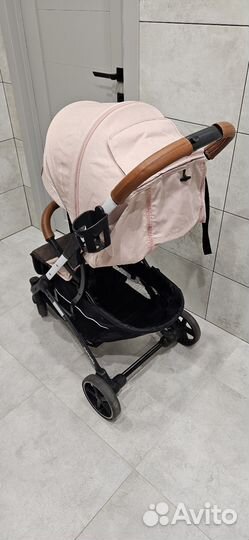 Прогулочная коляска carrello astra