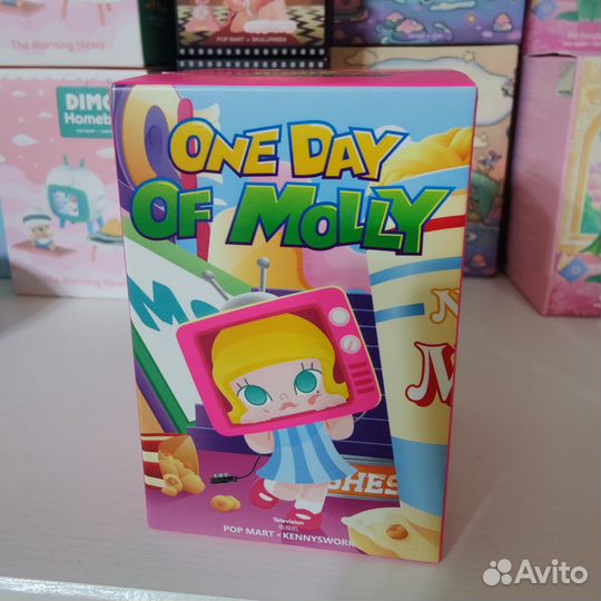 Фигурки pop mart one day of Molly