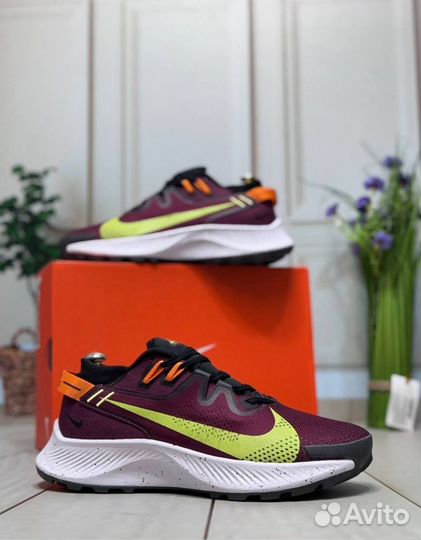 Nike pegasus trail 2 белые2 разм. 44