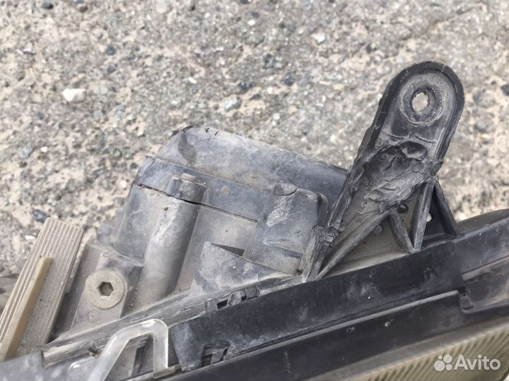 Фара Opel Signum левая