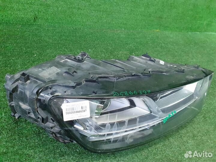 Фара правая Audi Q7/SQ7