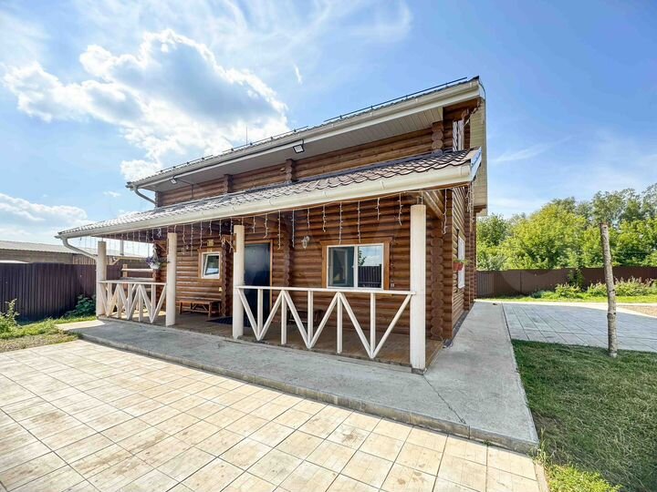 Дом 180 м² на участке 15 сот.