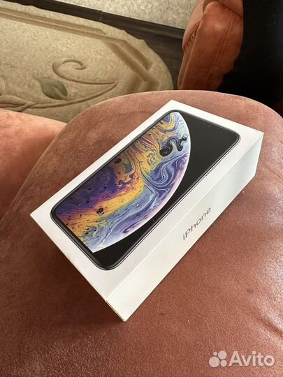 Коробка от iPhone xs