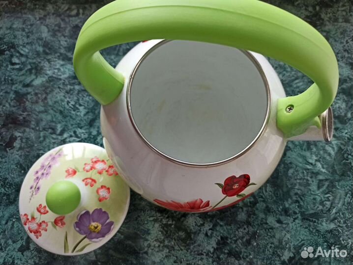 Чайник для плиты со свистком