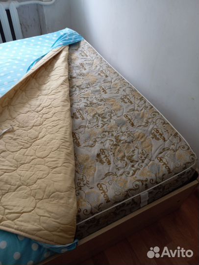 Кровать двухспальная бу