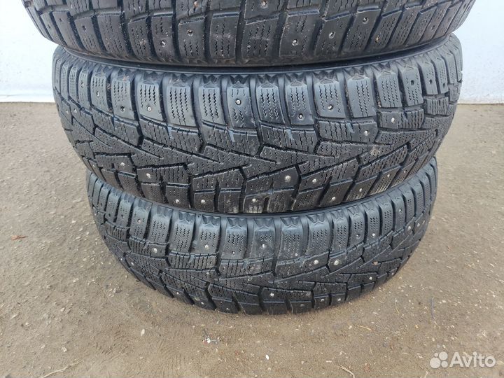 Roadstone Winguard WinSpike 185/65 R15