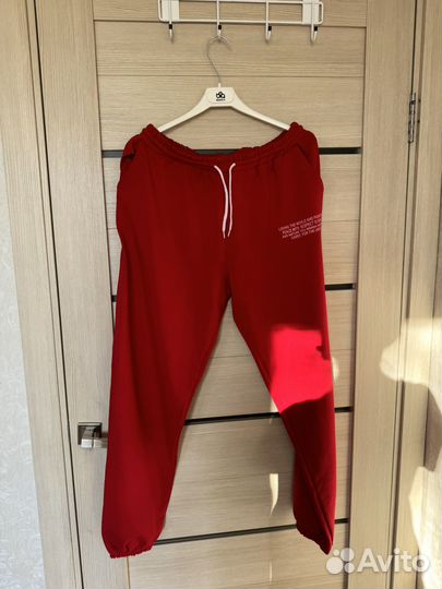 Спортивные штаны женские