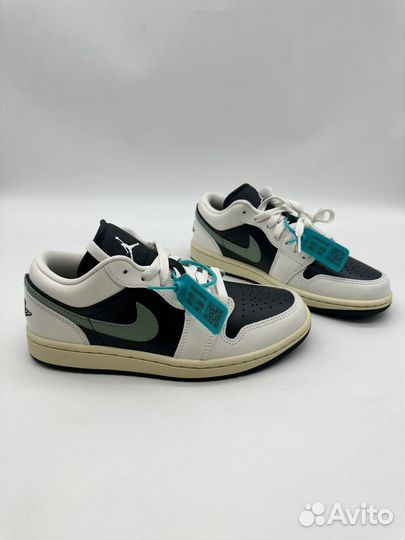 Кроссовки Nike Air Jordan 1 Low «Jade Smoke»