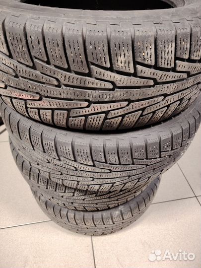 Nokian Tyres Hakkapeliitta R 235/65 R17
