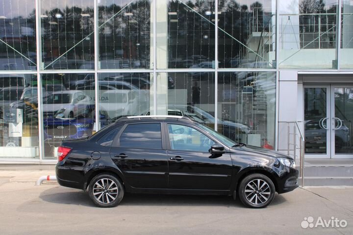 LADA Granta 1.6 МТ, 2022, 32 500 км