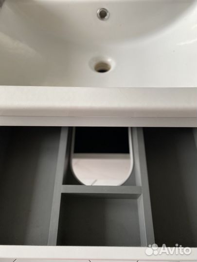 Тумба в ванную под раковину