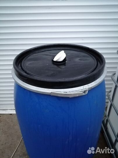 Бочка пластиковая 227л