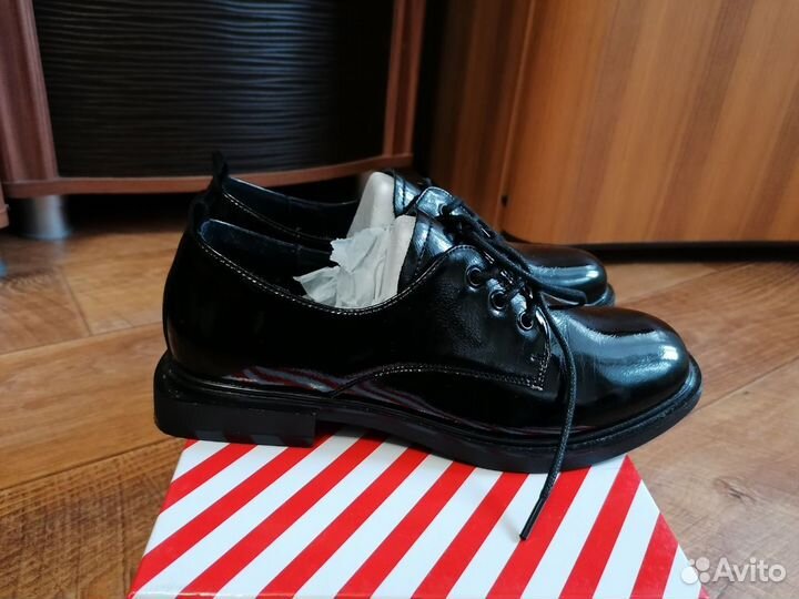 Ботинки женские