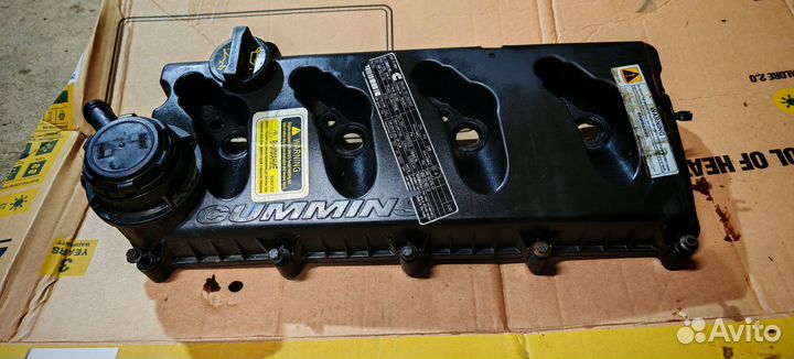 Клапанная крышка cummins 2.8 евро 5