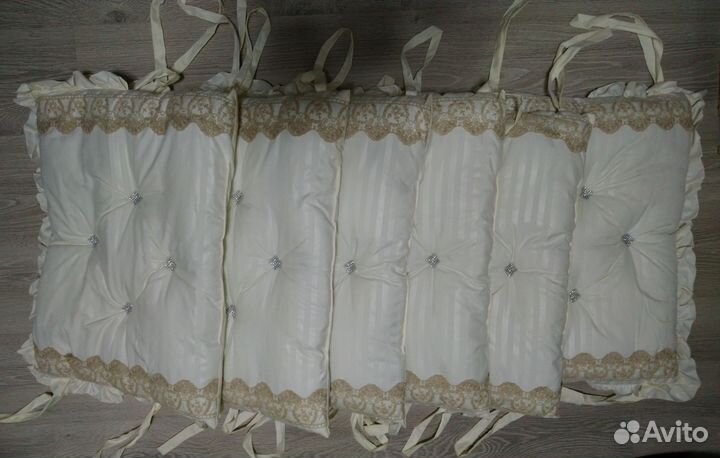 Бортики в детскую кроватку новые