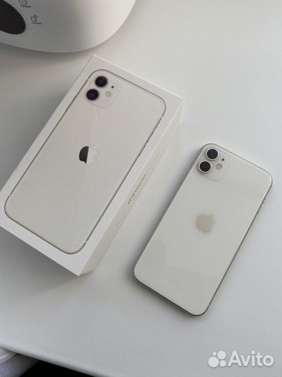 Телефон iPhone 11