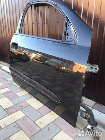 Дверь передняя правая Nissan Almera 2.5