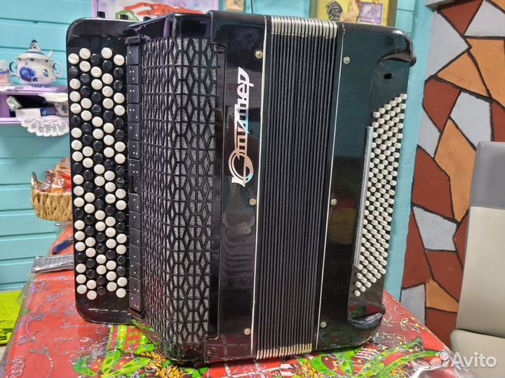 Баян юпитер готово выборный,цельнопланочный,люкс