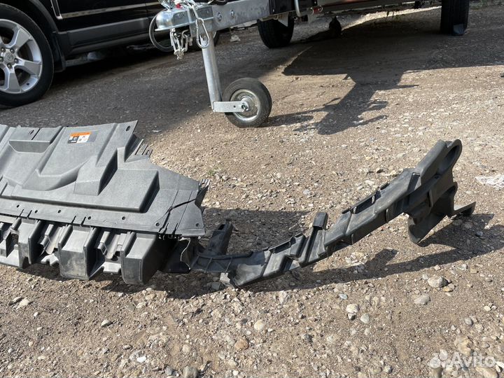 Кронштейн Усилитель переднего бампера Фокус 3 Рест