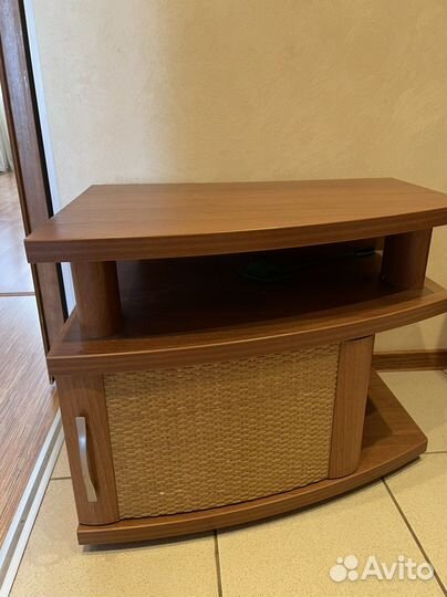 Тумба под телевизор