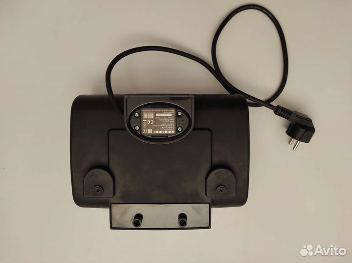 Вафельница сэндвичница redmond RSM-M1403