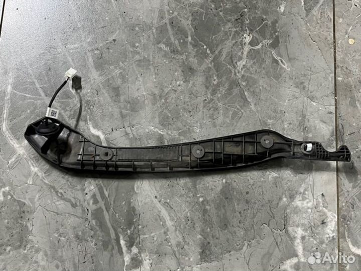 Датчик положения крышки багажника левый Kia