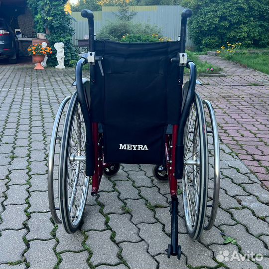 Инвалидная коляска Meyra