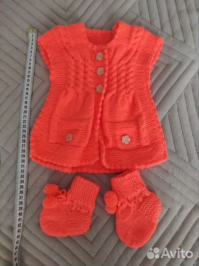 Вязаный комплект на девочку