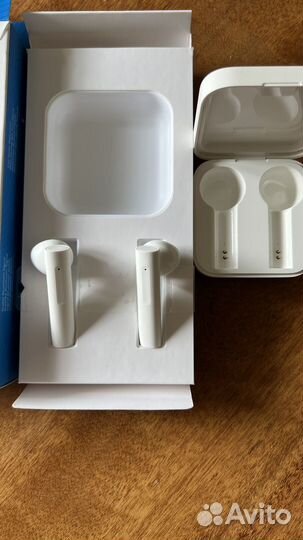 Беспроводные наушники Xiaomi Mi True Wireless