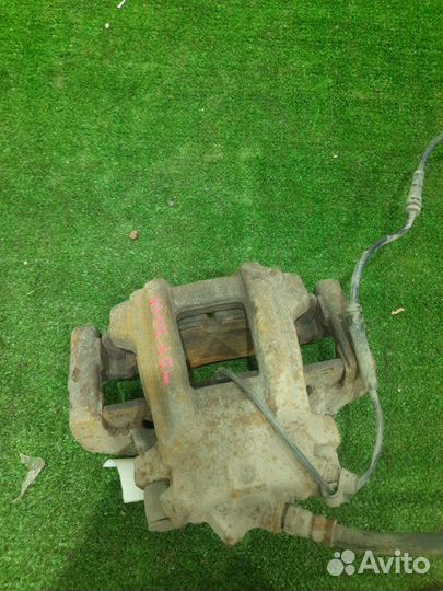 Суппорт тормозной передний левый Bmw 316I F30