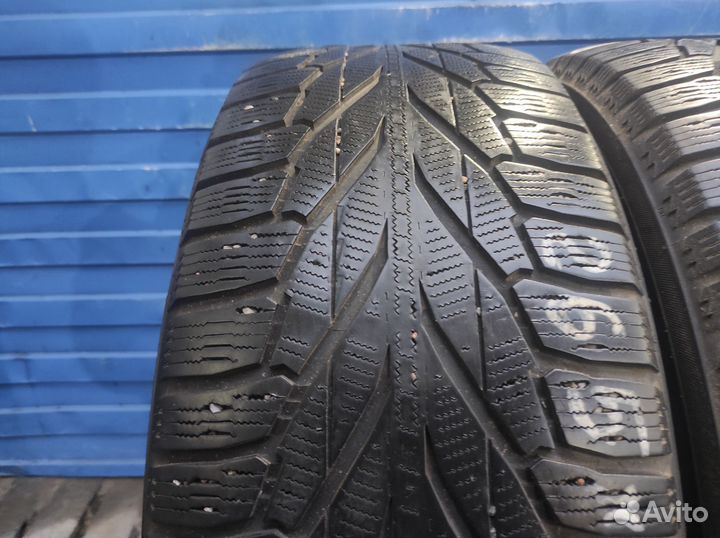 Nokian Tyres Hakkapeliitta R2 SUV 265/65 R17 116R