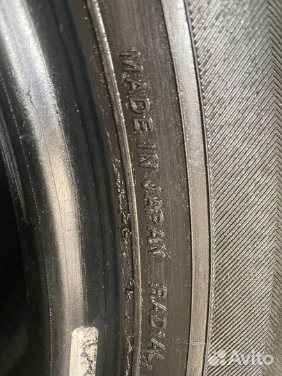 Yokohama dB Decibel E70 215/55 R17 93V