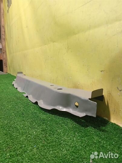 Поперечина пола LADA Granta 2011