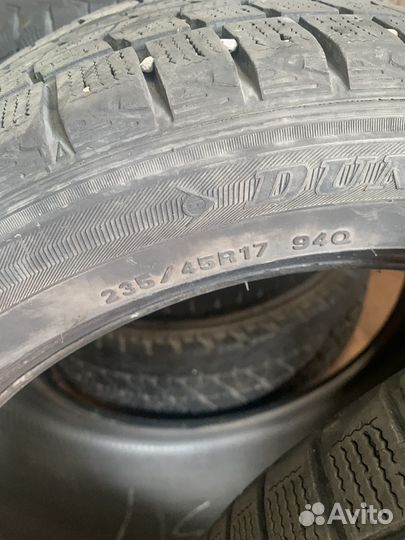 Dunlop Graspic DS2 235/45 R17 94Q