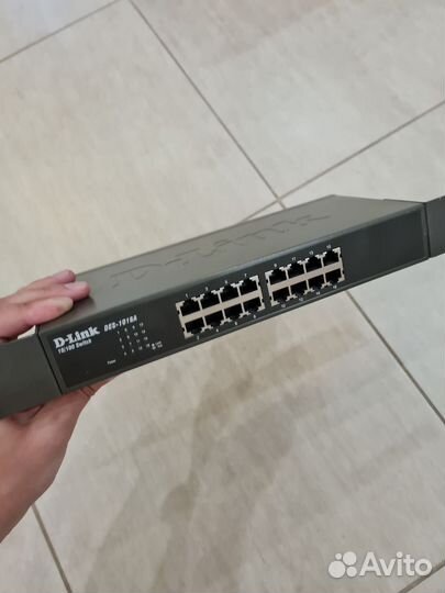 Dlink des1016a свич коммутатор