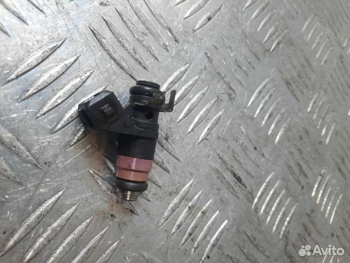 Форсунка Renault Megane хэтчбэк 1.6 K4M812 2007