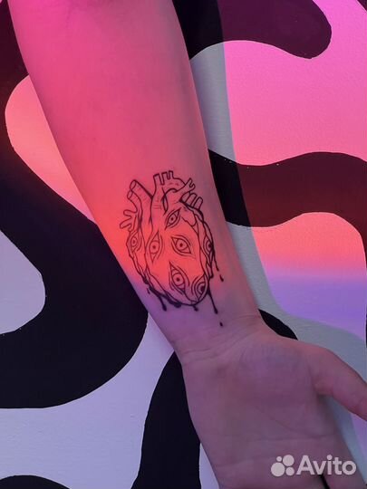 Модель на тату