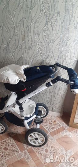 Коляска 3 в одном,зима-лето-автолюлька