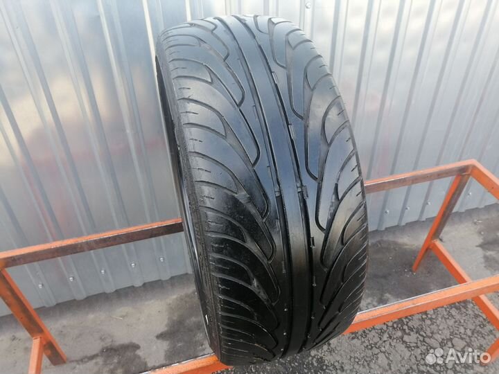 Star Performer TNG UHP 215/35 R18 84V