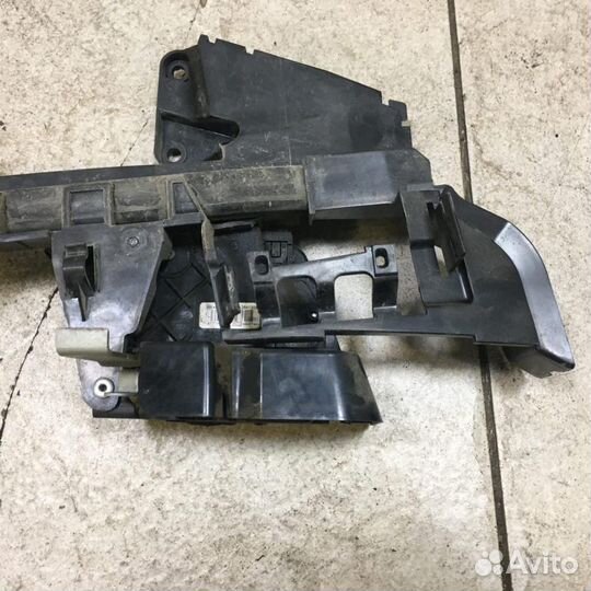 Замок двери задней левой Ford Focus 2 CB4 2008-201