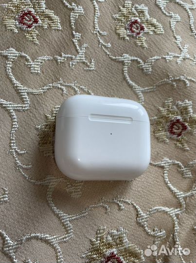 Airpods новые