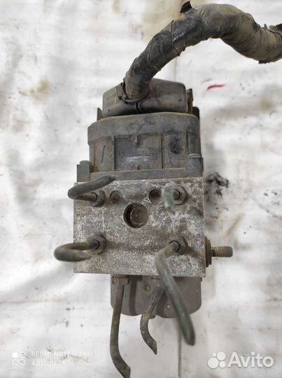 Блок абс Nissan Primera P11-144