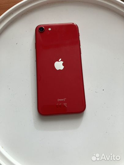 iPhone SE, 128 ГБ