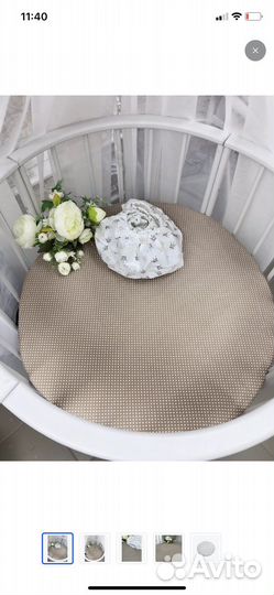 Простынь на резинке в круглую кроватку