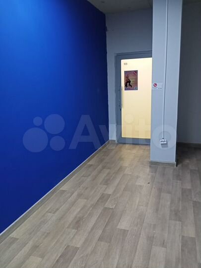 Торговая площадь, 77 м²