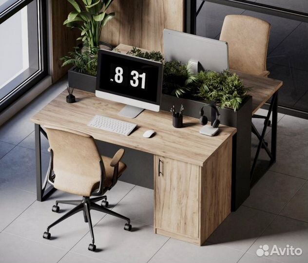 Стол для работников в офис