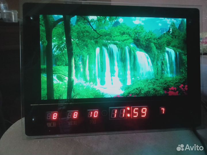 Часы электронные