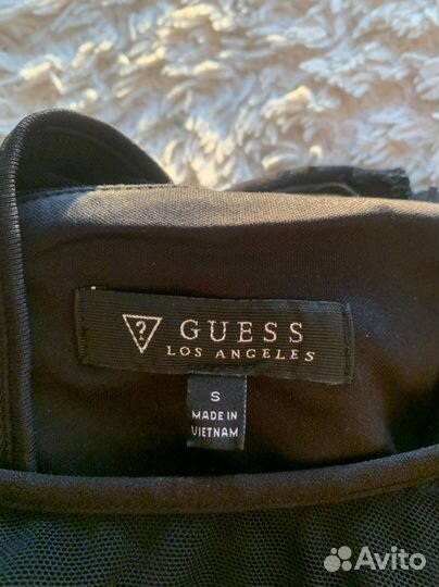 Платье guess